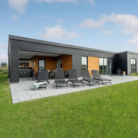 4 Bedroom Stunning In