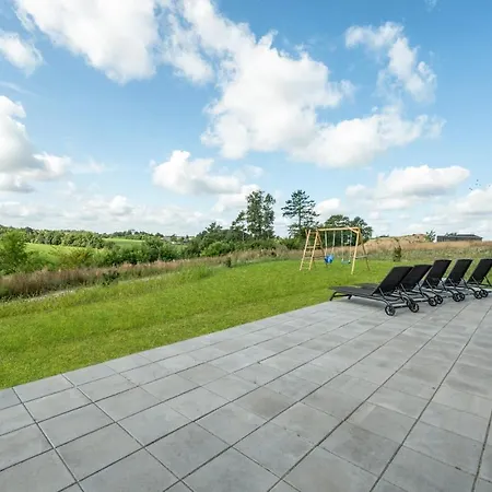 Holiday home 4 Bedroom Stunning In