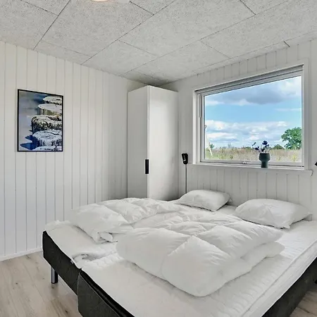 Holiday home 4 Bedroom Stunning In *
