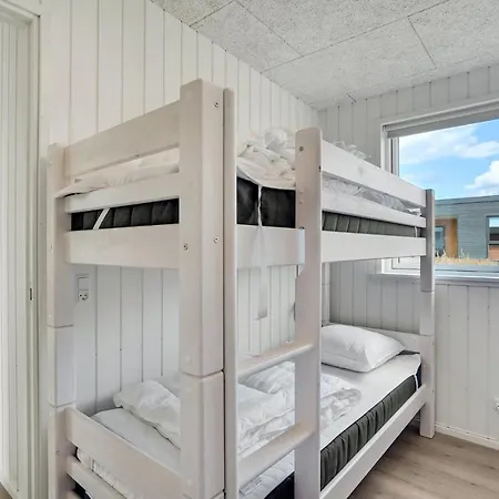 4 Bedroom Stunning In 別荘 Løgstrup