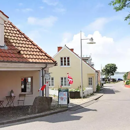 4 Bedroom Stunning In 別荘 Løgstrup