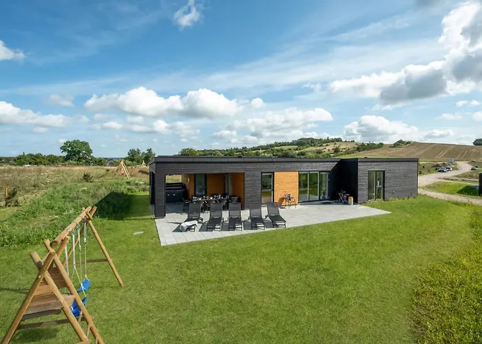 度假居 4 Bedroom Stunning In Løgstrup